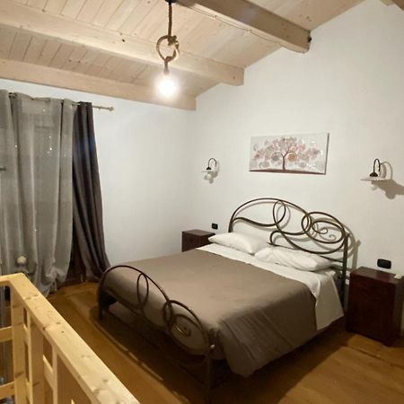 Guest House Tzia Udroni Ossi Eksteriør billede